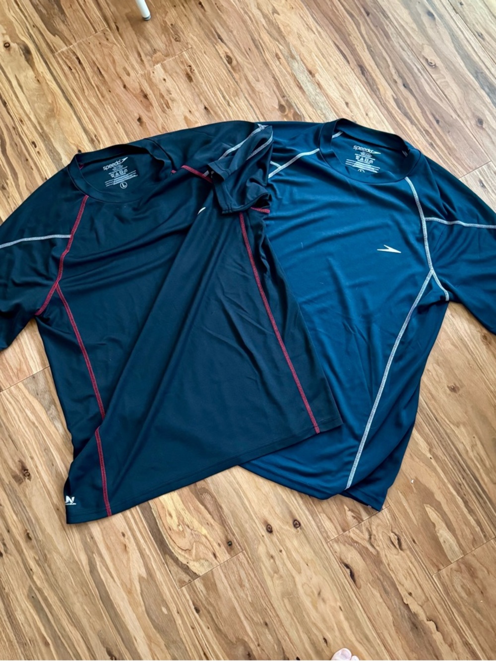Speedo Men's Large Swim tops